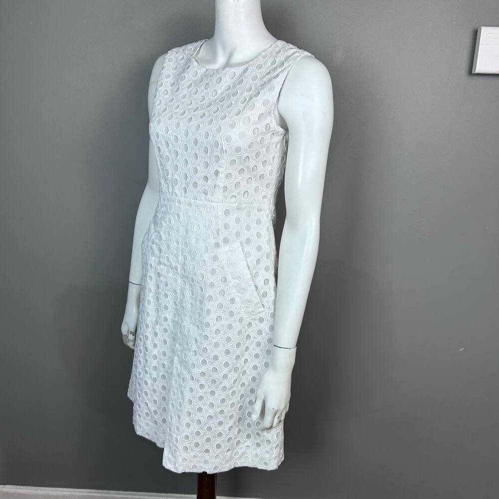 Diane Von Furstenberg Dress Size 2 White Cotton Eyelet‎ midi summer office 50s